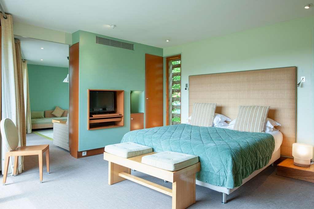 Le Manoir Du Lys, The Originals Relais Hotell Bagnoles de l'Orne Normandie Rom bilde