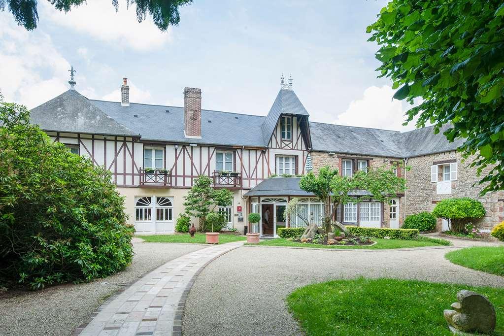 Le Manoir Du Lys, The Originals Relais Hotell Bagnoles de l'Orne Normandie Eksteriør bilde