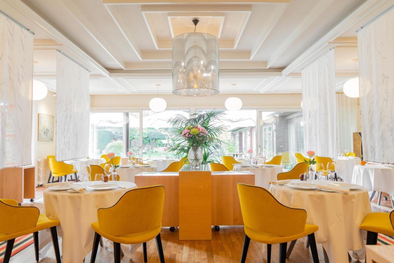 Le Manoir Du Lys, The Originals Relais Hotell Bagnoles de l'Orne Normandie Eksteriør bilde