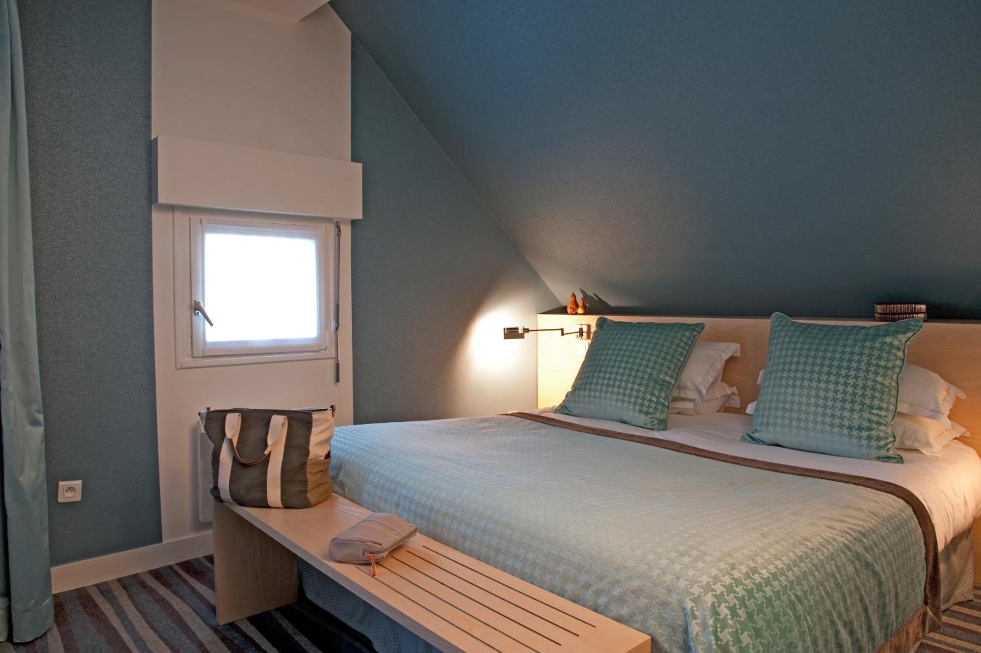 Le Manoir Du Lys, The Originals Relais Hotell Bagnoles de l'Orne Normandie Rom bilde