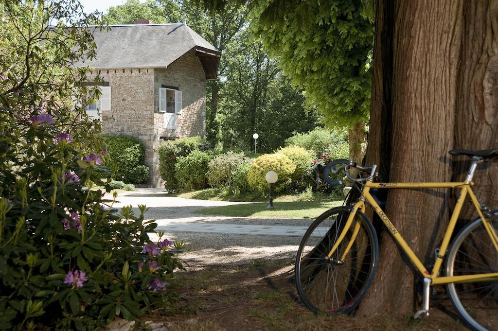 Le Manoir Du Lys, The Originals Relais Hotell Bagnoles de l'Orne Normandie Eksteriør bilde